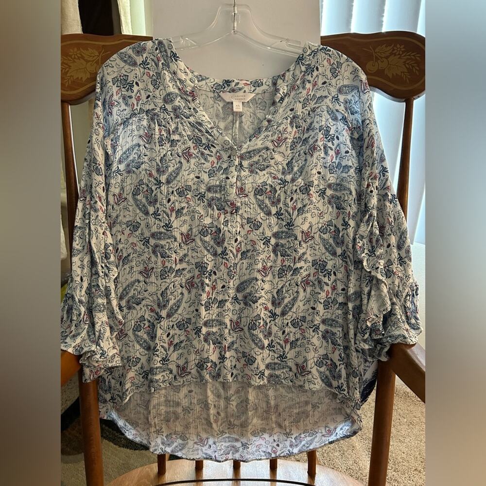 LC Lauren Conrad paisley pattern Henley top XS